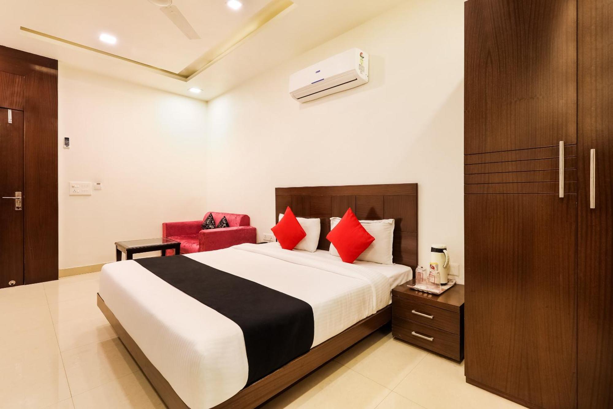 Super Townhouse Lalghati Near Airport Bhopal Exterior foto