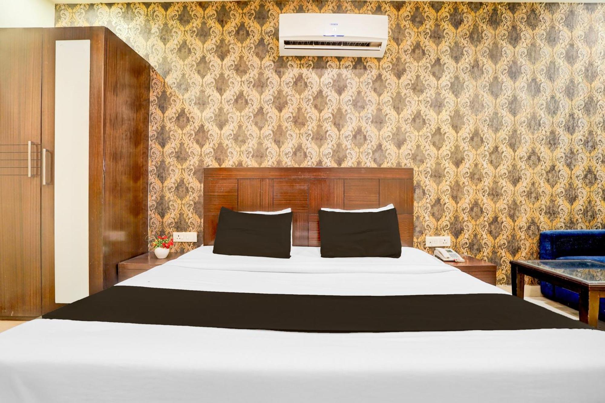 Super Townhouse Lalghati Near Airport Bhopal Exterior foto